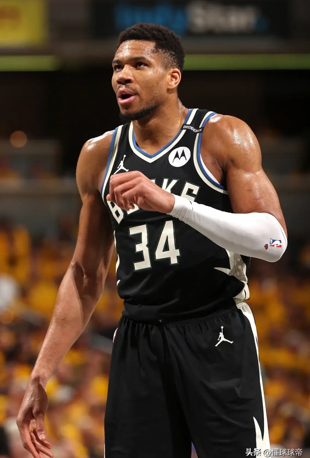 AYX游戏入口辽宁主场球迷对朱芳雨大骂脏话